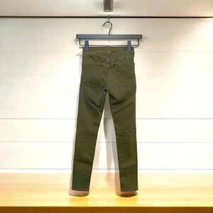 &Denim Olive Green Shaping Skinny  Midrise Jean 26 by 30